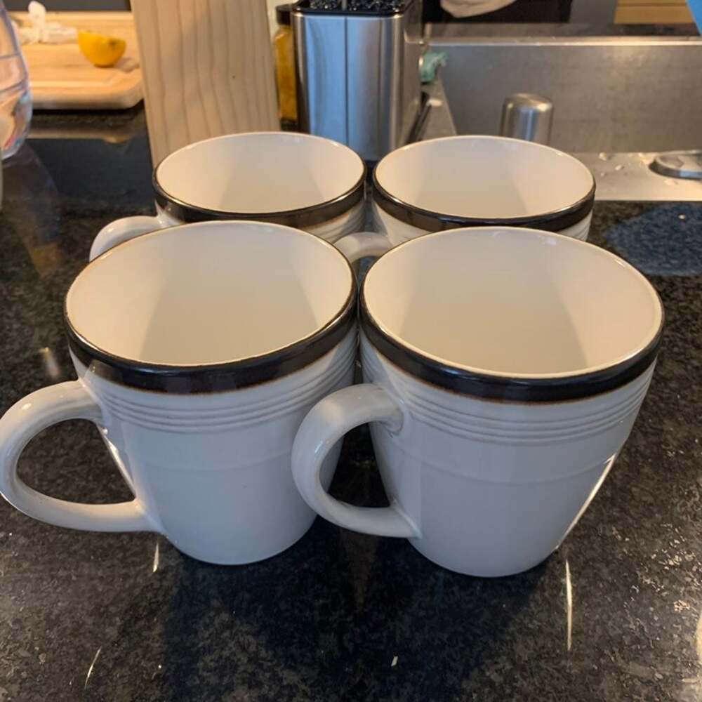 Better Homes & Gardens Cute White Mugs